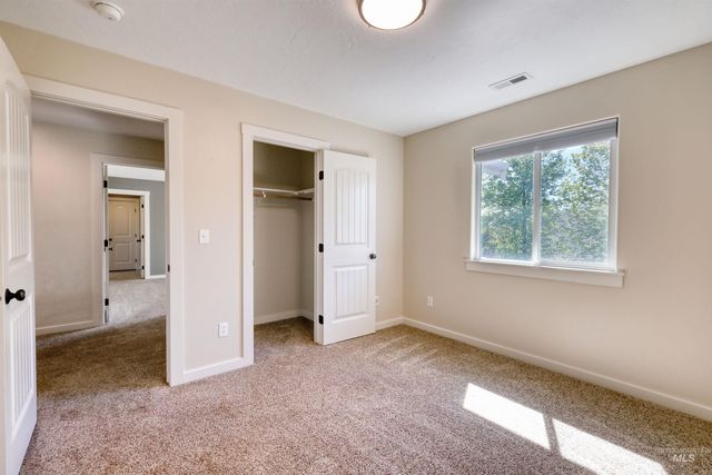 2515 N Chatterton, Meridian, ID 83646