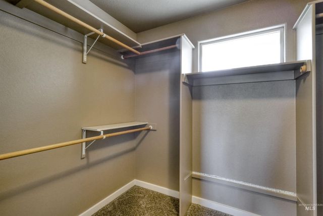 2515 N Chatterton, Meridian, ID 83646