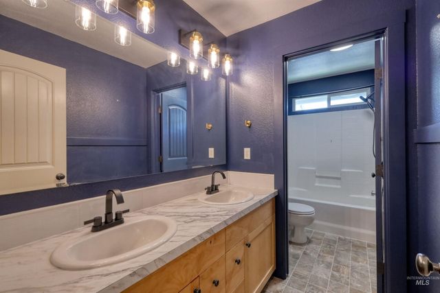 2515 N Chatterton, Meridian, ID 83646