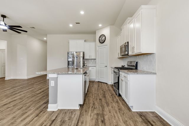 2717 Ainsworth Road, Aubrey, TX 76227