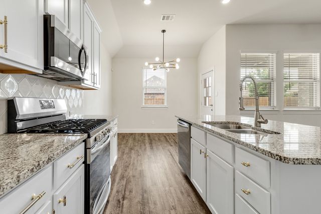 2717 Ainsworth Road, Aubrey, TX 76227
