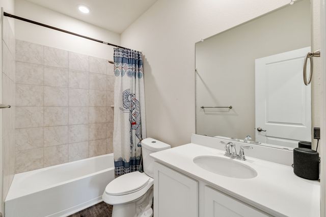 2717 Ainsworth Road, Aubrey, TX 76227