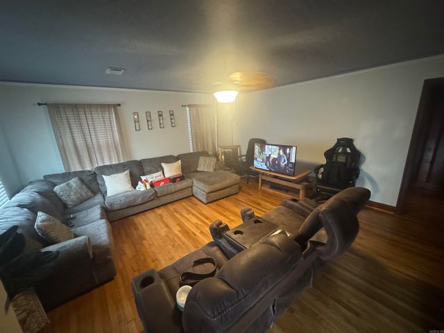 1724 Augusta St., North Little Rock, AR 72214