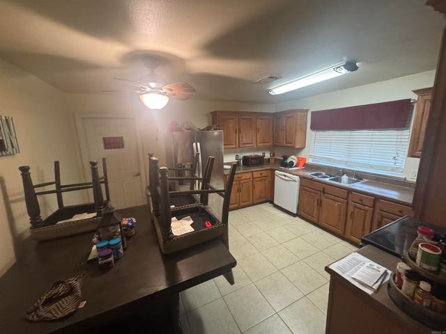 1724 Augusta St., North Little Rock, AR 72214