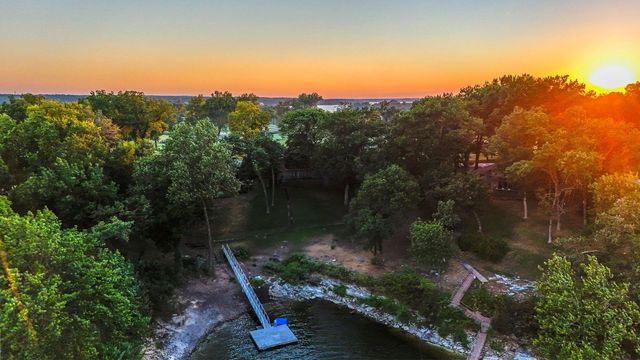 57450 E Highway 125 599, Monkey Island, OK 74331