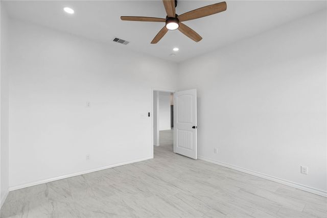 6846 La Salle Dr, Corpus Christi, TX 78414