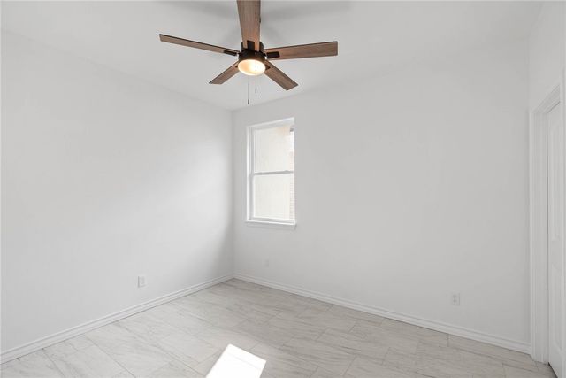 6846 La Salle Dr, Corpus Christi, TX 78414