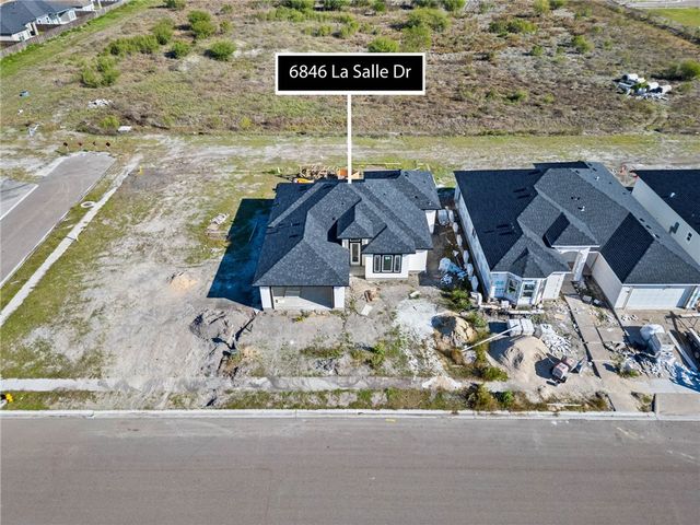 6846 La Salle Dr, Corpus Christi, TX 78414
