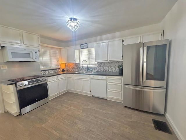 302 Siena Vista, Mobile, AL 36607