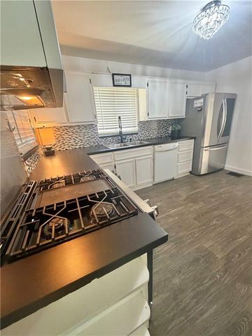 302 Siena Vista, Mobile, AL 36607