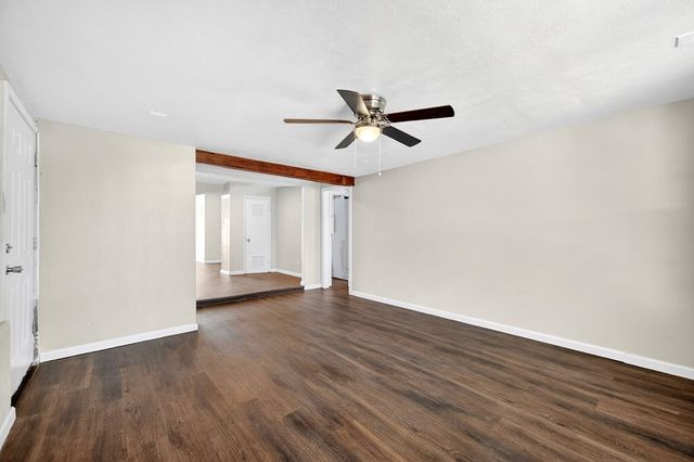 1805 E 42nd St, Odessa, TX 79762