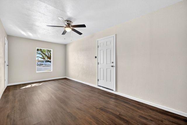 1805 E 42nd St, Odessa, TX 79762