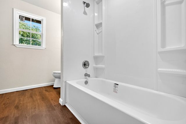 1805 E 42nd St, Odessa, TX 79762