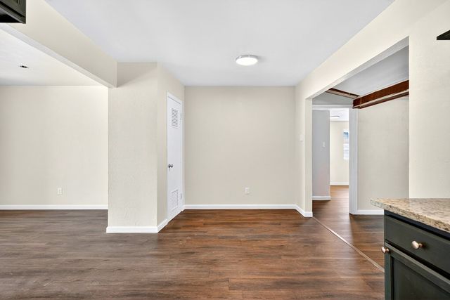 1805 E 42nd St, Odessa, TX 79762