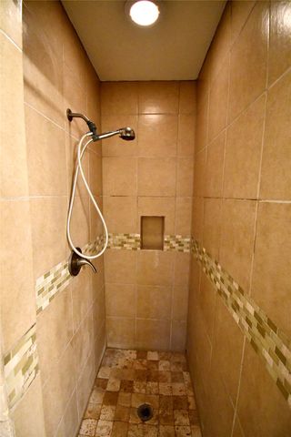 2366 Hill N Dale Drive, Irving, TX 75038