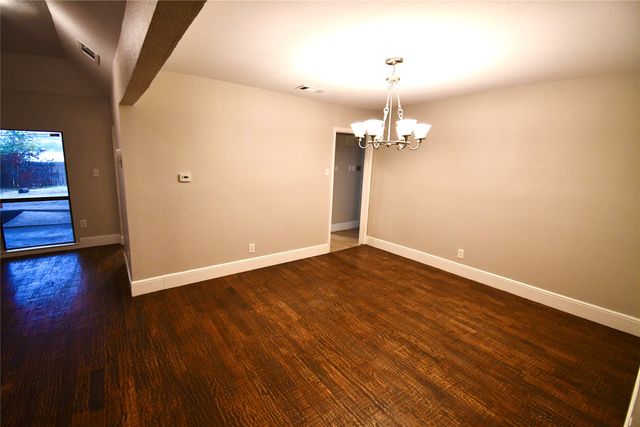 2366 Hill N Dale Drive, Irving, TX 75038