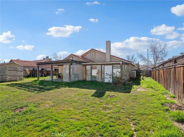 11068 Tamarisk, Adelanto, CA 92301