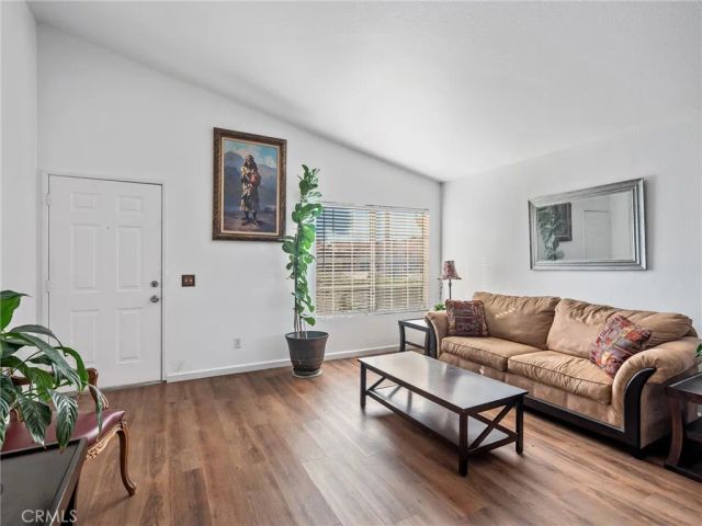 11068 Tamarisk, Adelanto, CA 92301