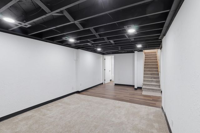 230 S Minneapolis Avenue, Wichita, KS 67211