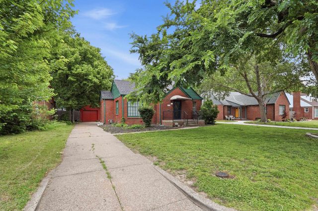 230 S Minneapolis Avenue, Wichita, KS 67211