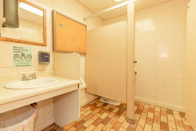 2209 Kemble Avenue, South Bend, IN 46613