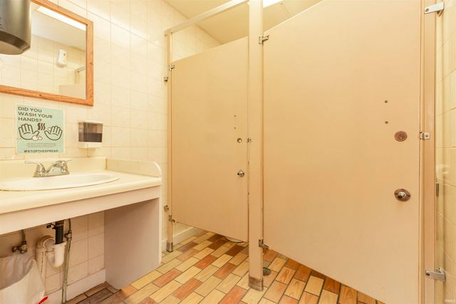 2209 Kemble Avenue, South Bend, IN 46613