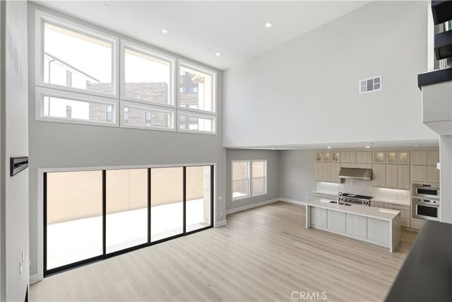 156 Apron, Irvine, CA 92618
