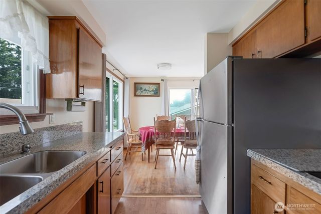 26635 18 Place S, Des Moines, WA 98198