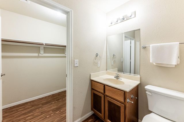 303 Sowell Drive, Huntsville, TX 77320