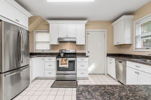 560 Salisbury, Worcester, MA 01609