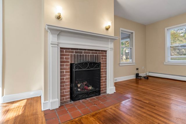 560 Salisbury, Worcester, MA 01609