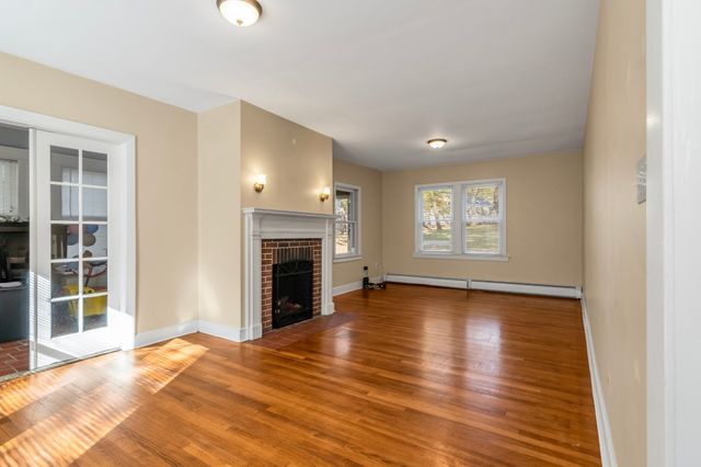 560 Salisbury, Worcester, MA 01609