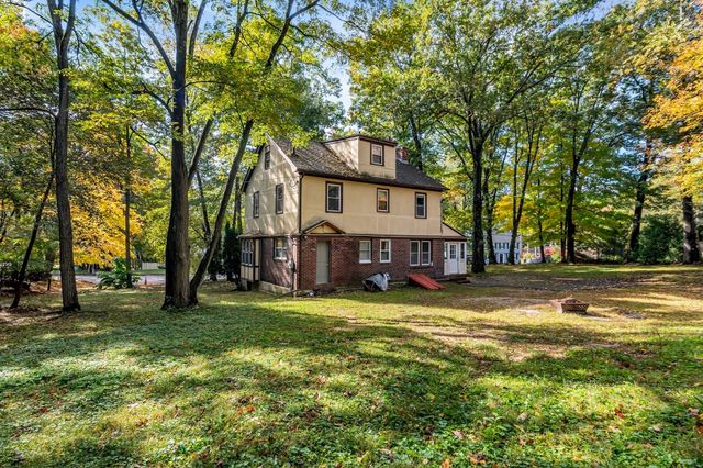 560 Salisbury, Worcester, MA 01609