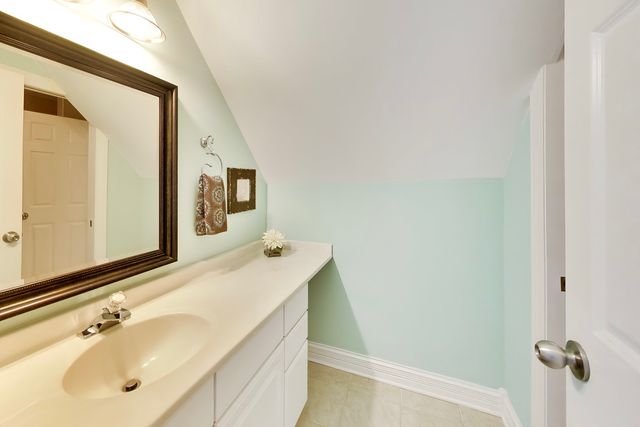 7306 Burning Tree Drive, Mchenry, IL 60050