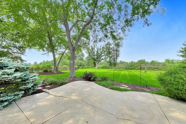 7306 Burning Tree Drive, Mchenry, IL 60050