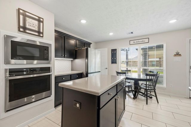 2102 Wikiup Street, Dickinson, TX 77539