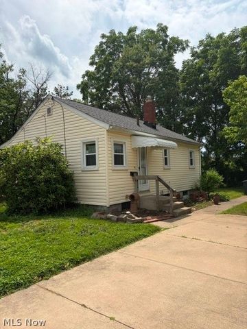 581 Fillmore Avenue, Akron, OH 44314