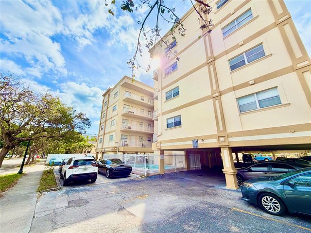 2008 Jackson St D7, Hollywood, FL 33020