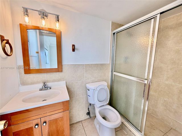 2008 Jackson St D7, Hollywood, FL 33020