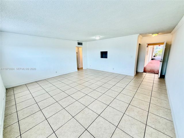 2008 Jackson St D7, Hollywood, FL 33020