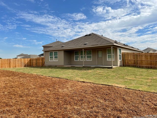 447 Butterfly Bush Ct, New Braunfels, TX 78130