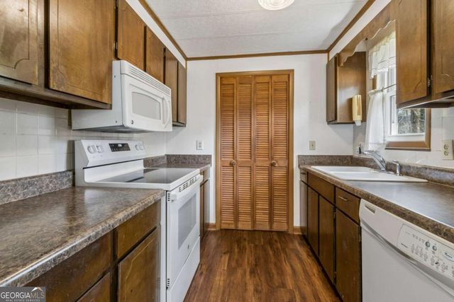 3335 Dogwood Circle, Cumming, GA 30041