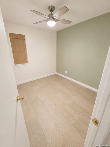 1107 CERRO ALTO DR, San Antonio, TX 78213