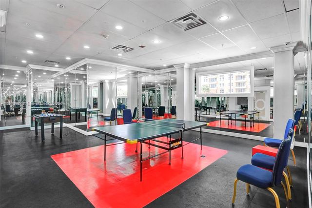 2030 S Ocean Dr 1820, Hallandale Beach, FL 33009