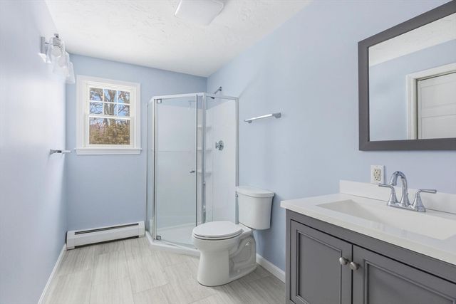 13 Checkerberry Ln, Sandwich, MA 02644