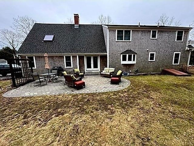 13 Checkerberry Ln, Sandwich, MA 02644