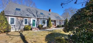 13 Checkerberry Ln, Sandwich, MA 02644