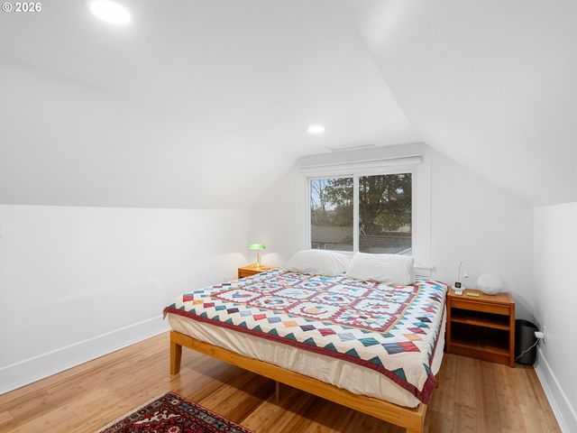 1310 Ne 70TH Ave, Portland, OR 97213