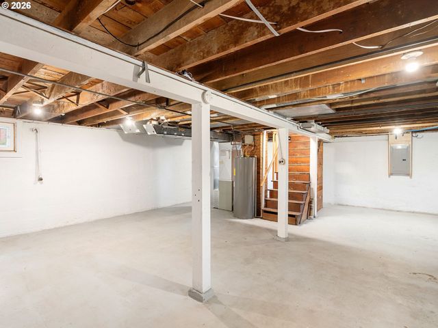 1310 Ne 70TH Ave, Portland, OR 97213