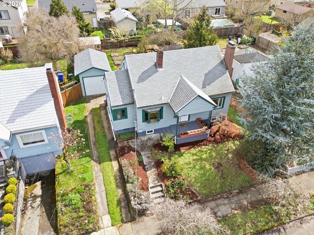 1310 Ne 70TH Ave, Portland, OR 97213